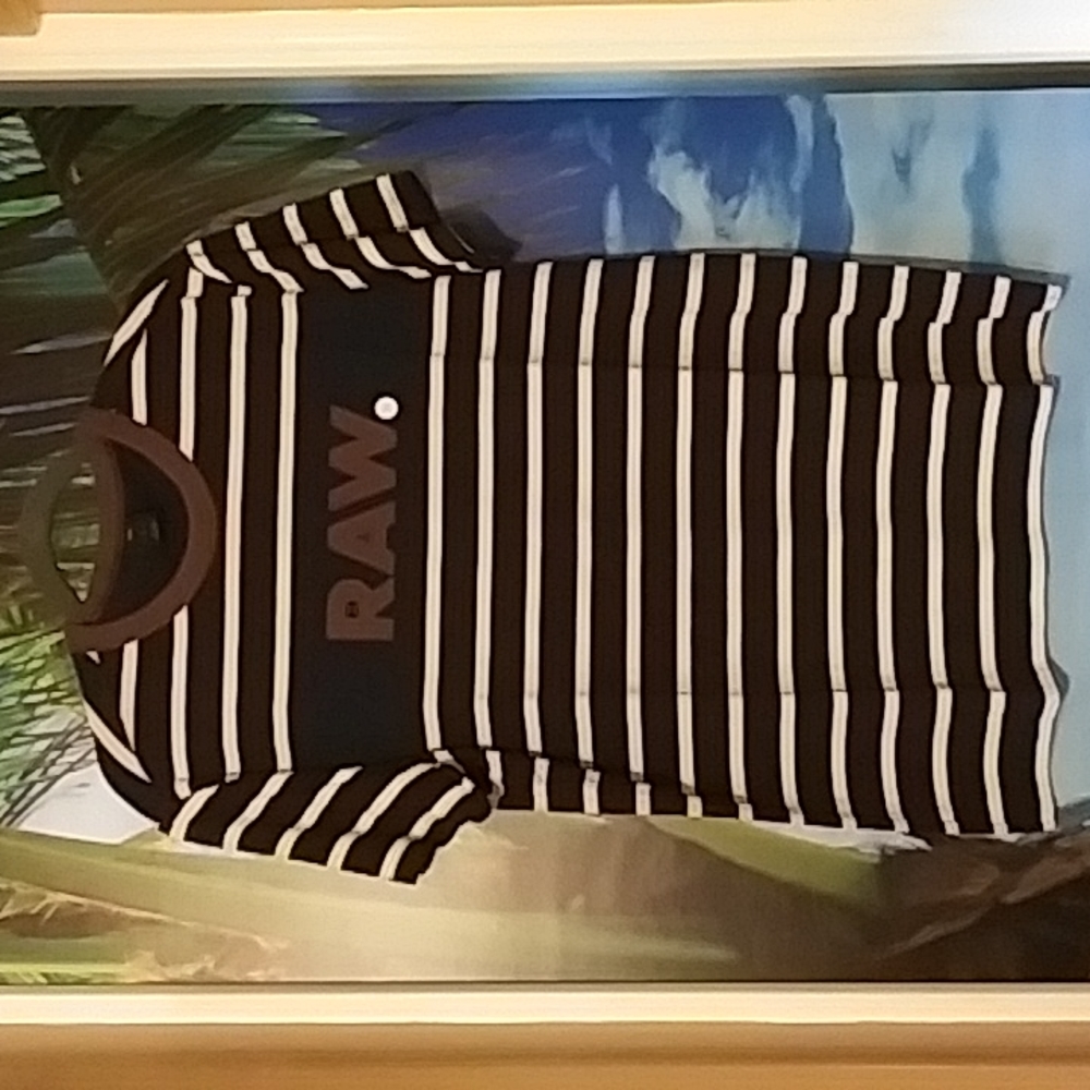 RAW tee